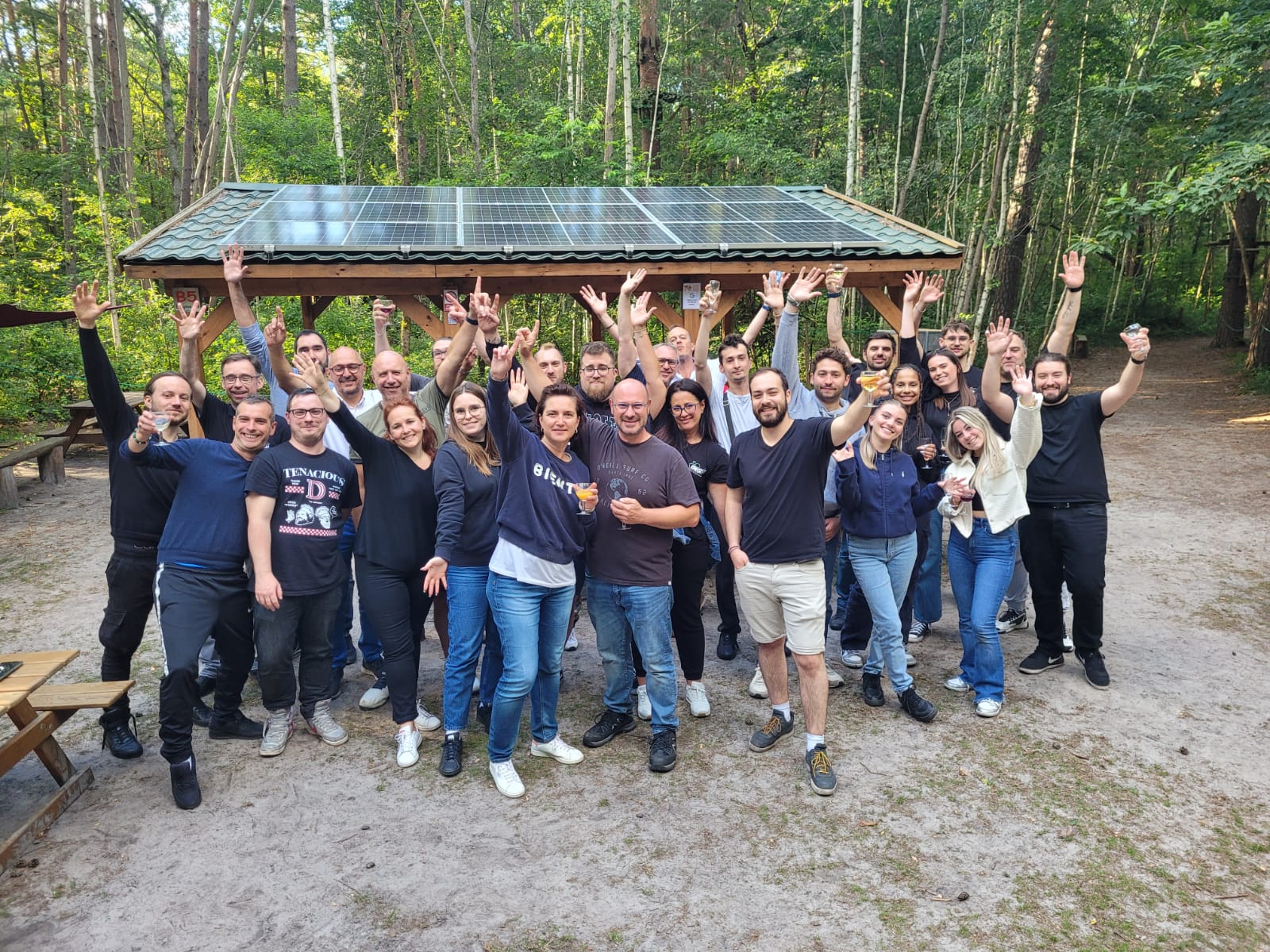 parc aventure forêt accrobranche en forêt activités en plein air parc d'attraction aventure loisirs en forêt parcours accrobranche activités en forêt pour enfants activité aventure famille parc de loisirs accrobranche parc aventure famille Milly La Forêt fontainebleau Essonne Seine et Marne Loiret Ile de France